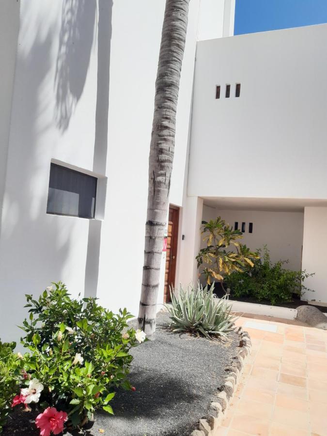 El Gueco Holiday Apartment Costa Teguise Luaran gambar